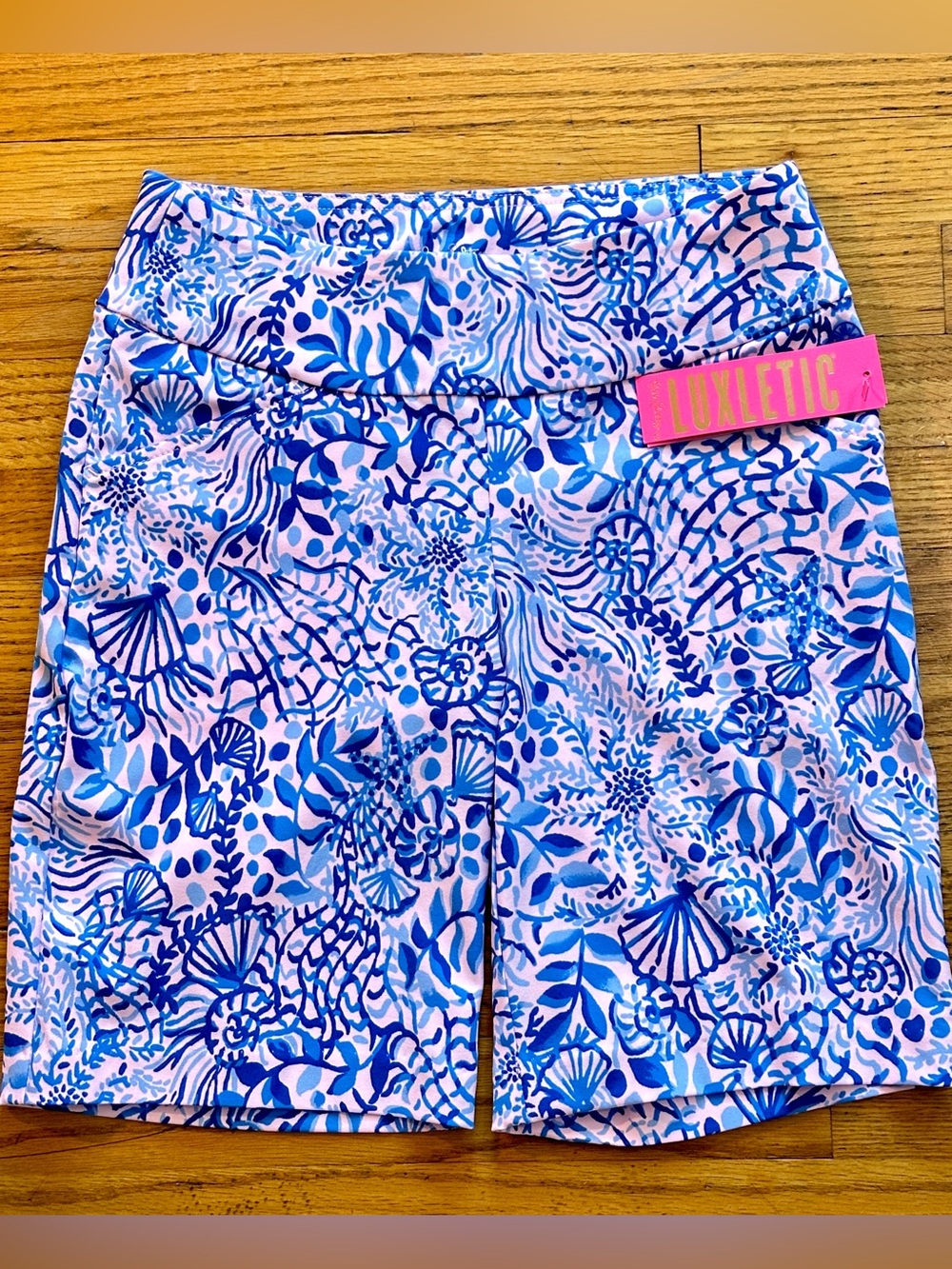 Lilly Pulitzer NWT, 2 Luxletic Reid shorts in  ‘High Tides Good Vibes’